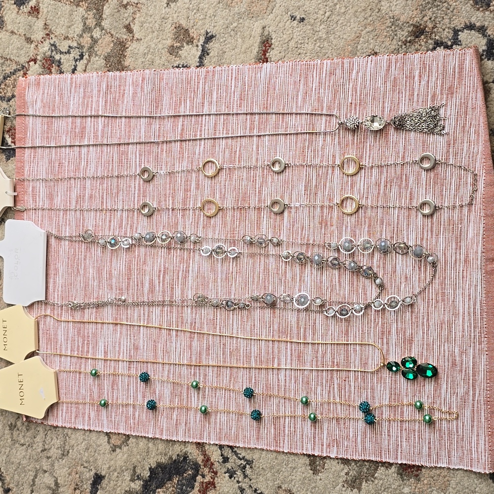 MONET KIM ROGERS & COLOR BRANDS OF WOMEN'S FASHION JEWELRY BUNDLE OF 5 NECKLACES